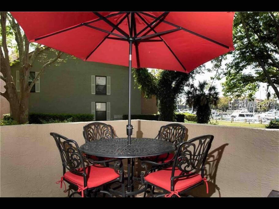 In The Heart Of Harbour Town 2Br 2Ba Pool Access Close To Beach Hilton Head Island Exteriér fotografie