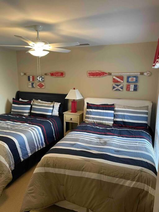 In The Heart Of Harbour Town 2Br 2Ba Pool Access Close To Beach Hilton Head Island Exteriér fotografie