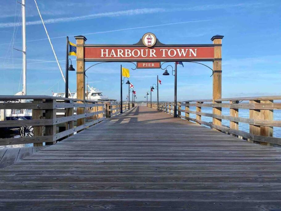 In The Heart Of Harbour Town 2Br 2Ba Pool Access Close To Beach Hilton Head Island Exteriér fotografie